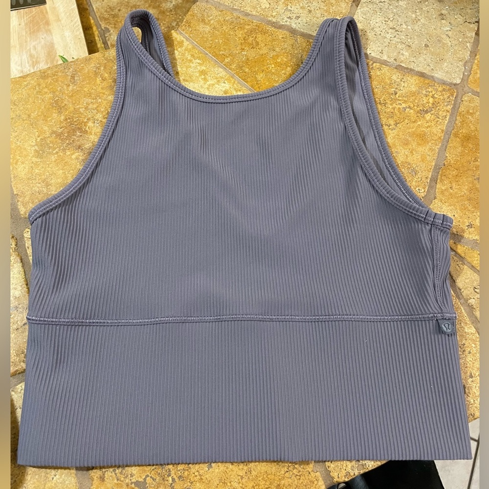 Lululemon crop top!!!